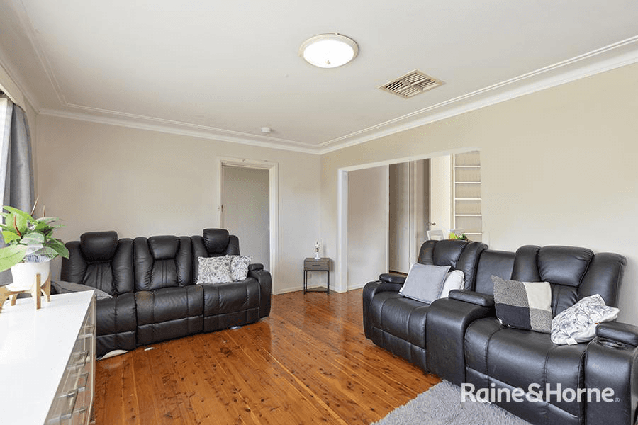 42 Erwin Street, TAMWORTH, NSW 2340