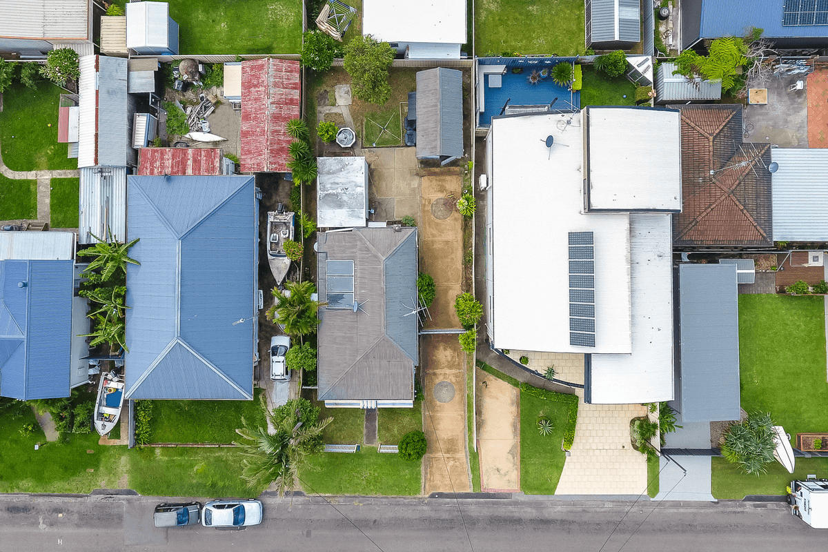 18 Lorna Street, Pelican, NSW 2281