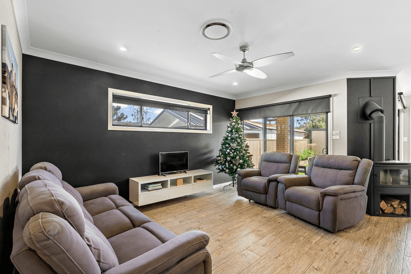 2 Devon Street, Rooty Hill, NSW 2766