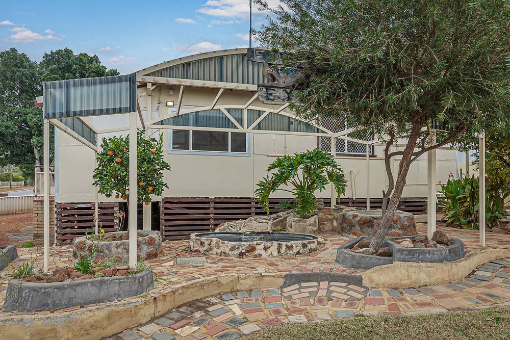 13 Robinson Street, NORTHAM, WA 6401
