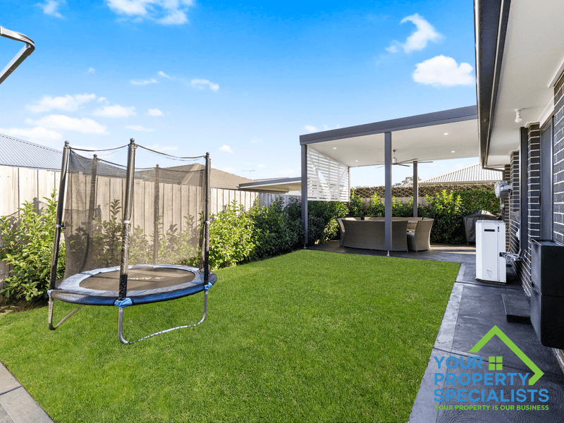 39 Kingsman Avenue, ELDERSLIE, NSW 2570