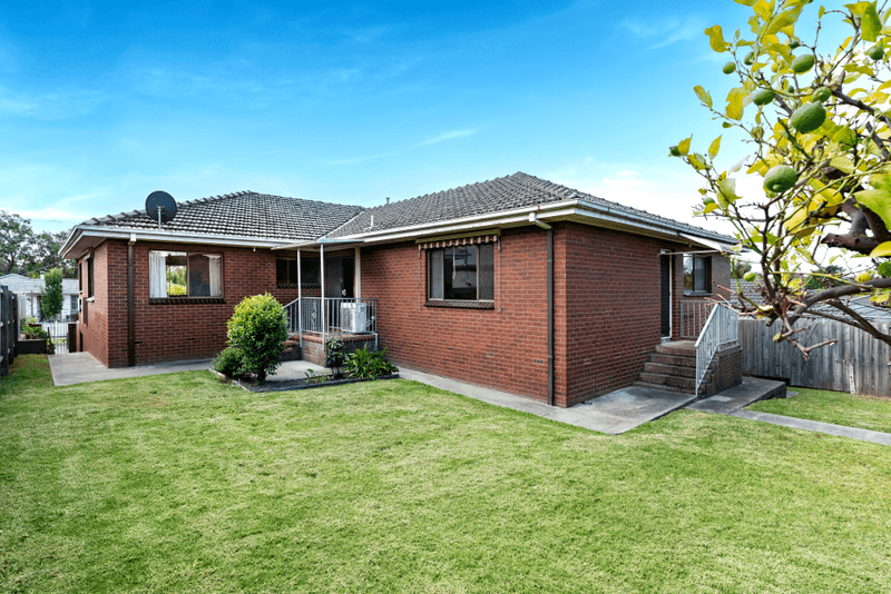 29 Malcolm Road, LANGWARRIN, VIC 3910