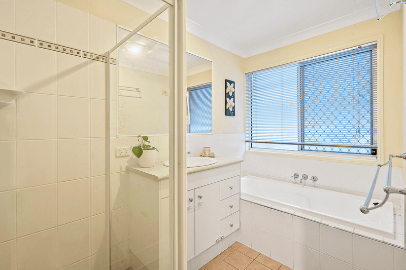 2 Cardrona Crescent, Ormeau Hills, QLD 4208