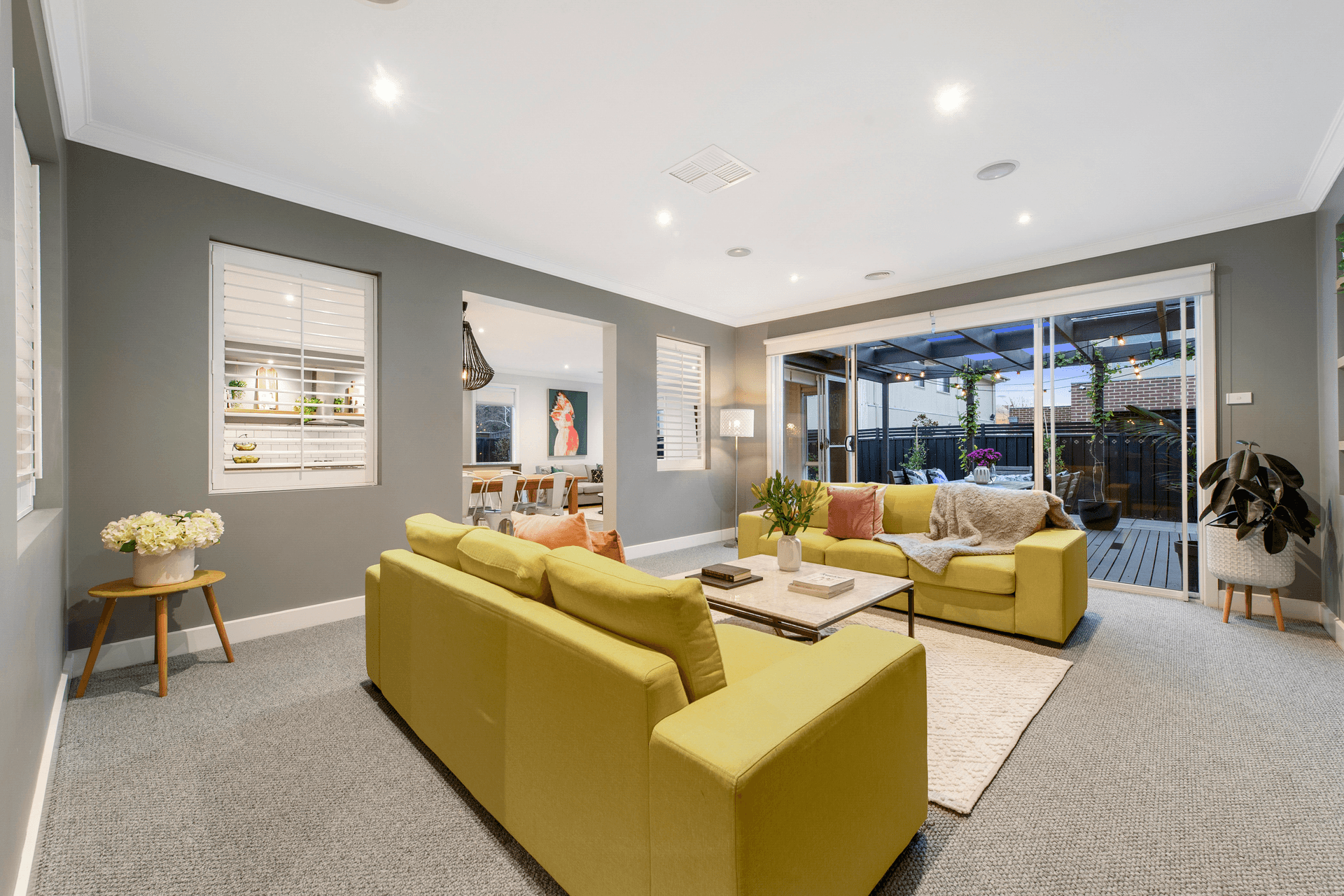 2 Cassan Way, Caroline Springs, VIC 3023