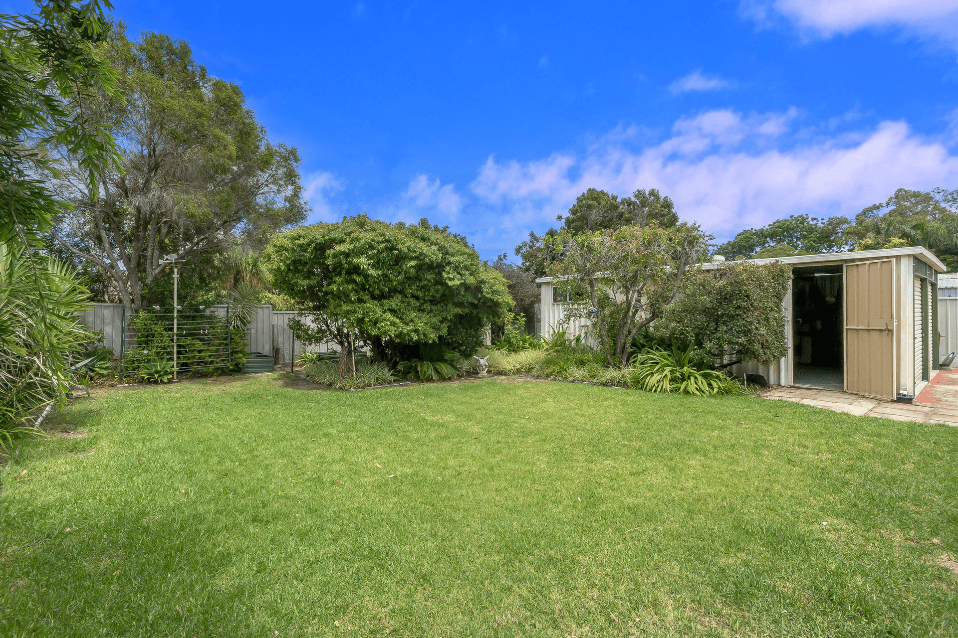 10 Teak Way, Maddington, WA 6109