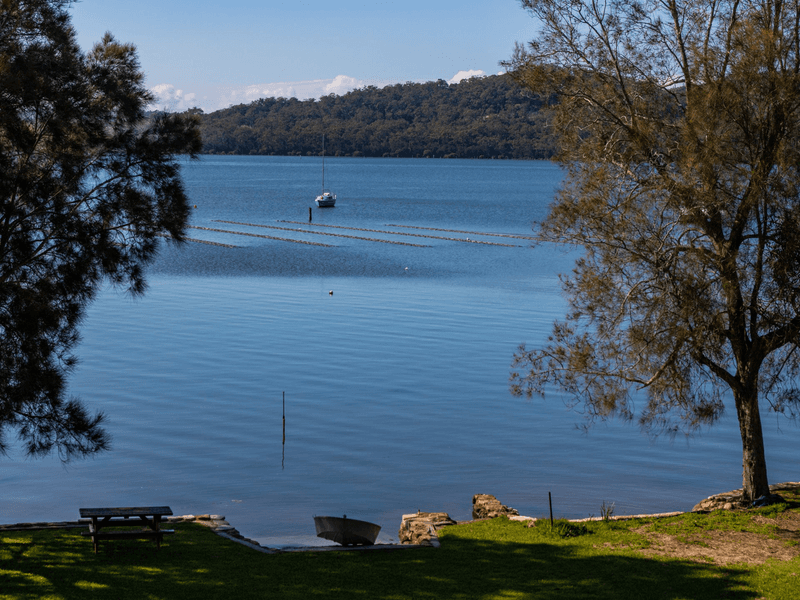 60 Cove Boulevard, NORTH ARM COVE, NSW 2324