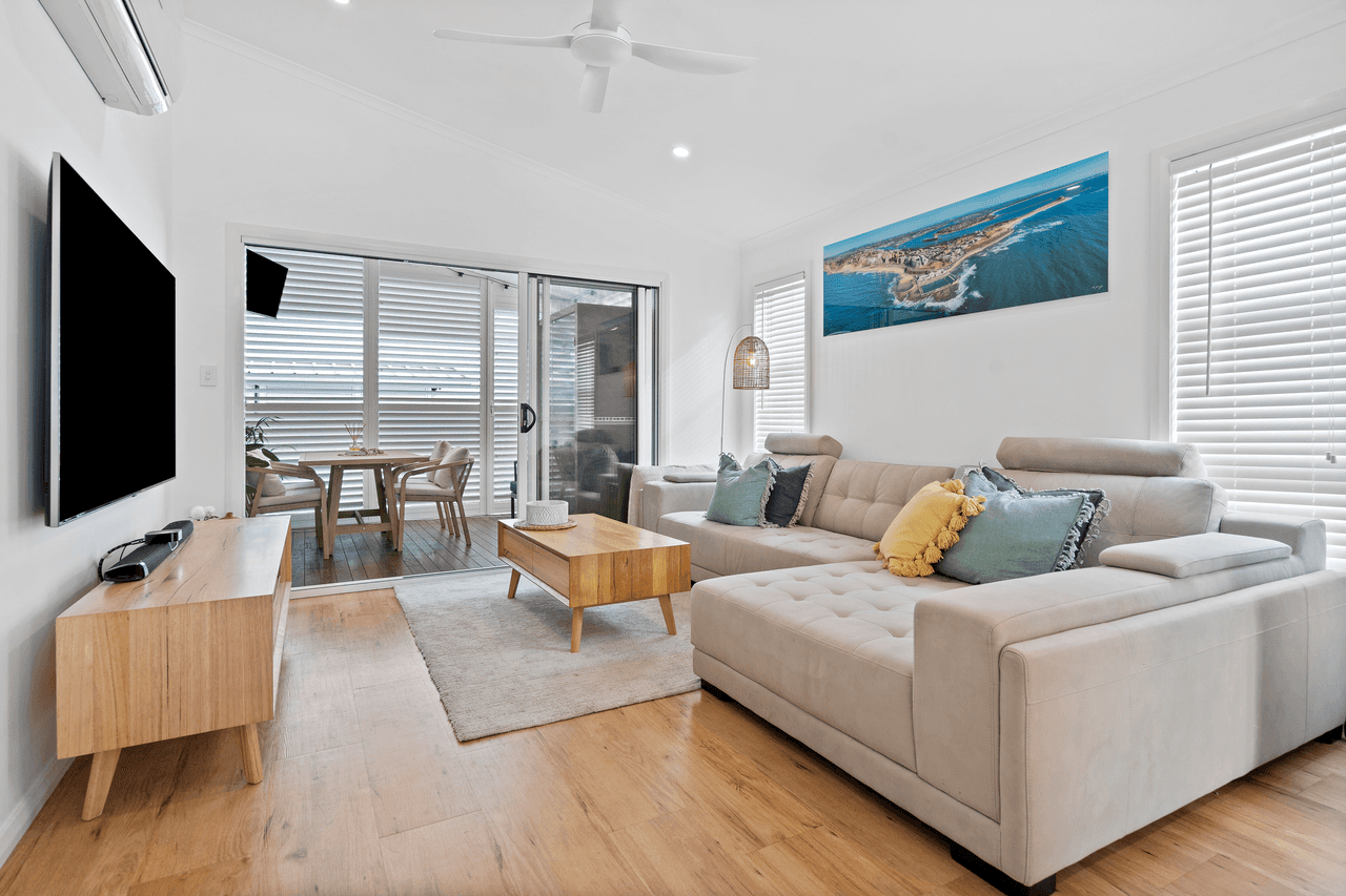 201/1a Stockton Street, MORISSET, NSW 2264