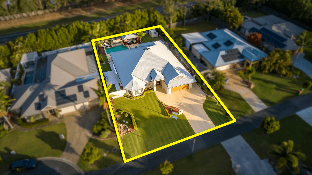 18 Crusade Court, COOMERA WATERS, QLD 4209