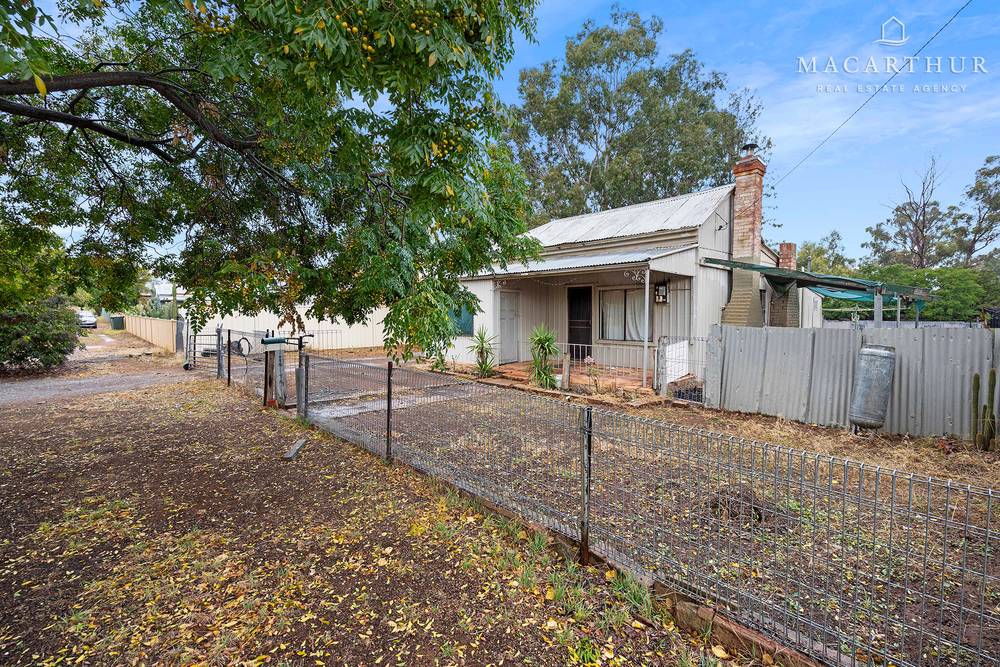 9-11 Cave Street, Ganmain, NSW 2702