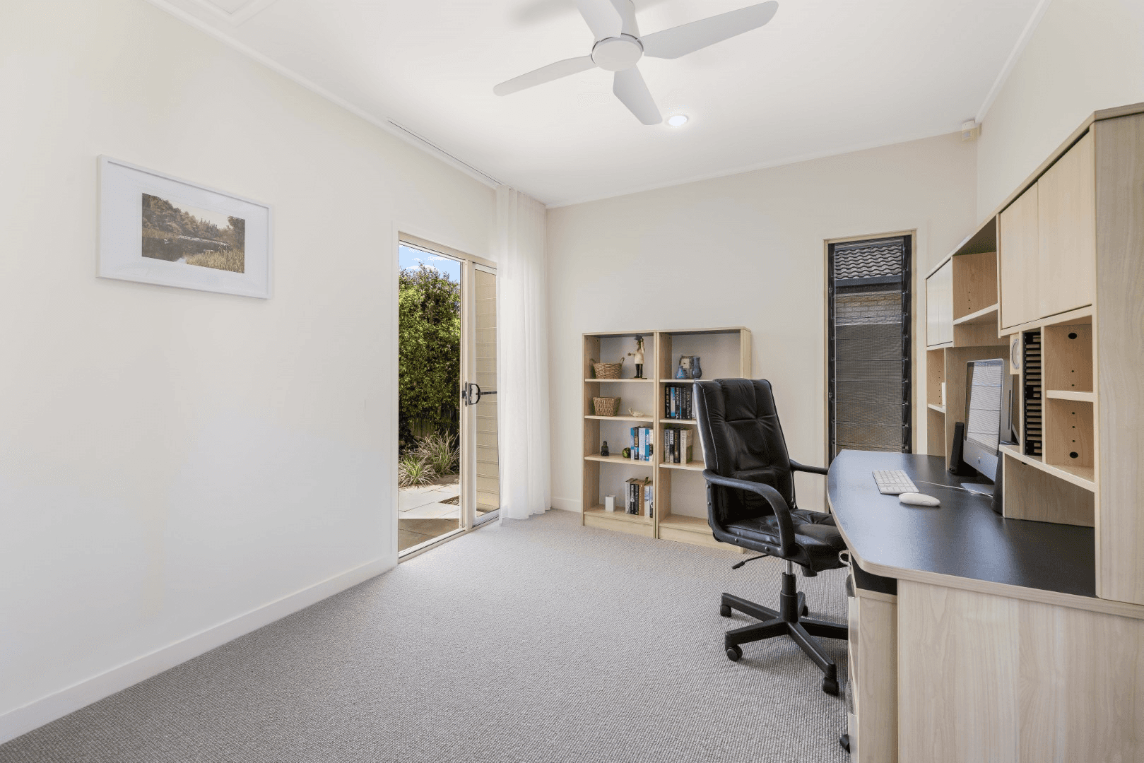 33 Pelican Waters Boulevard, PELICAN WATERS, QLD 4551