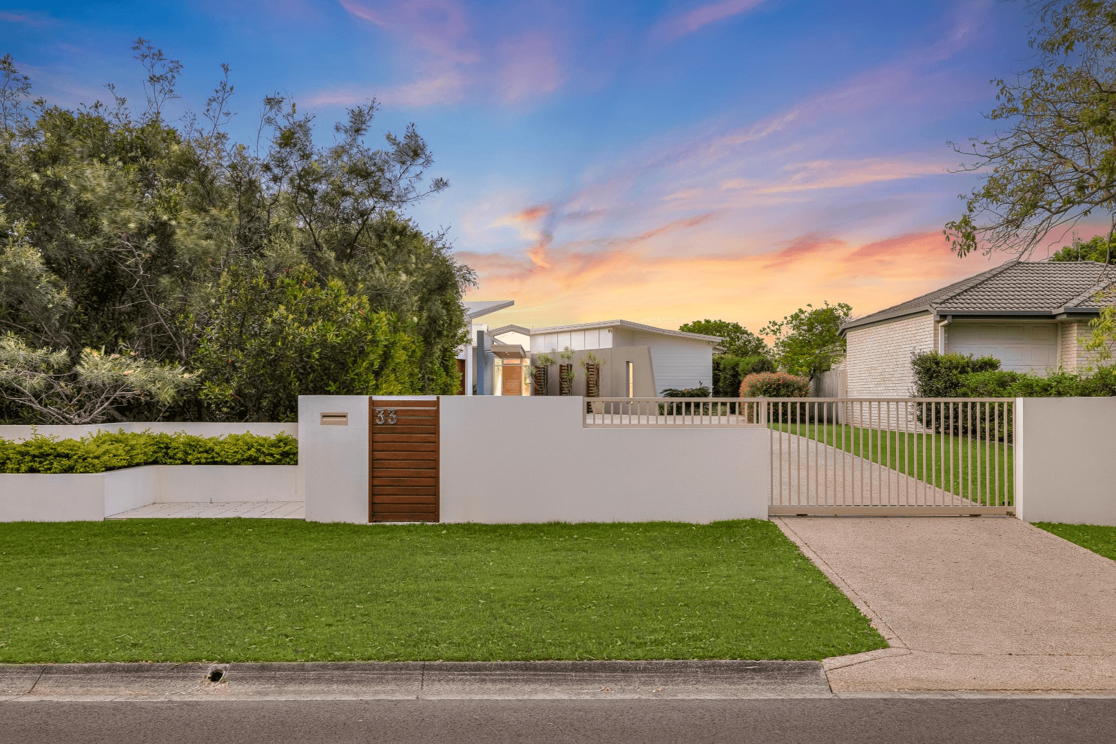 33 Pelican Waters Boulevard, PELICAN WATERS, QLD 4551