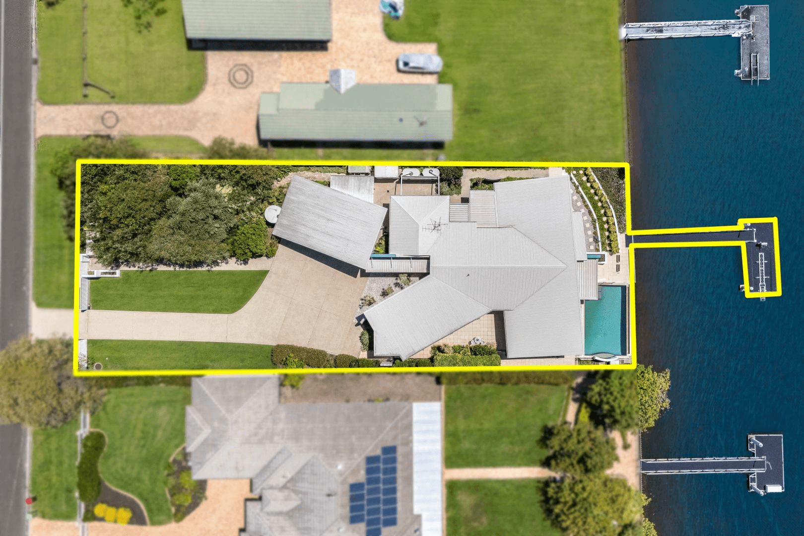 33 Pelican Waters Boulevard, PELICAN WATERS, QLD 4551