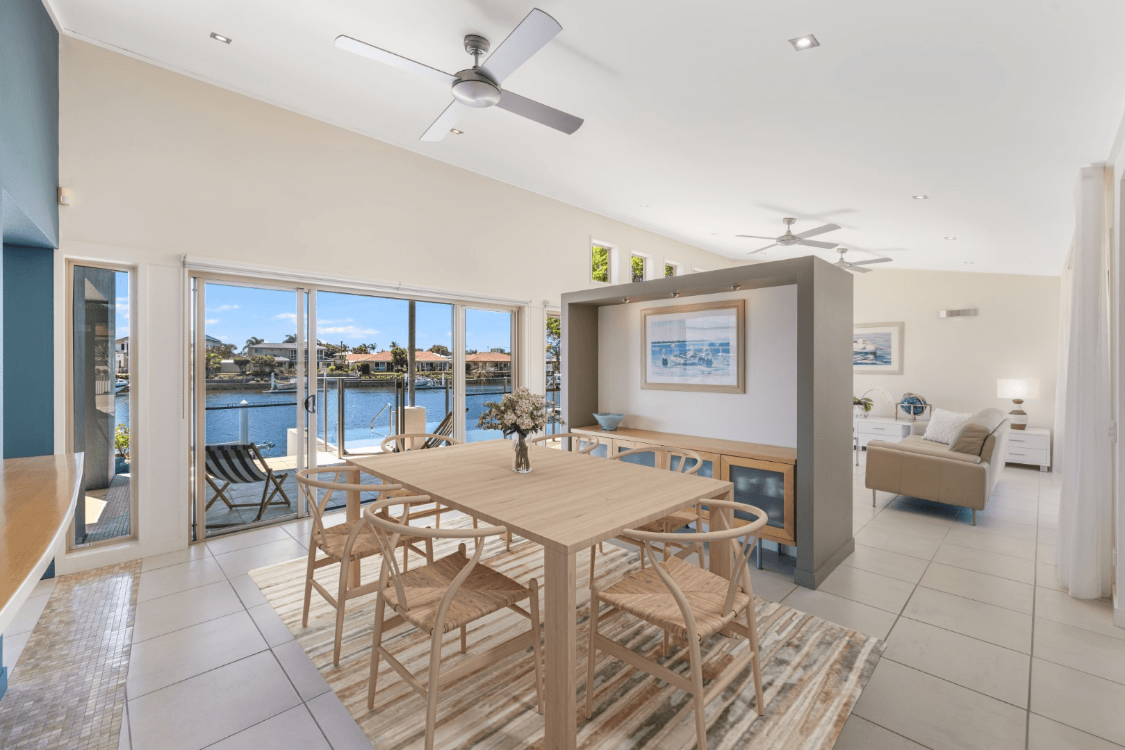 33 Pelican Waters Boulevard, PELICAN WATERS, QLD 4551