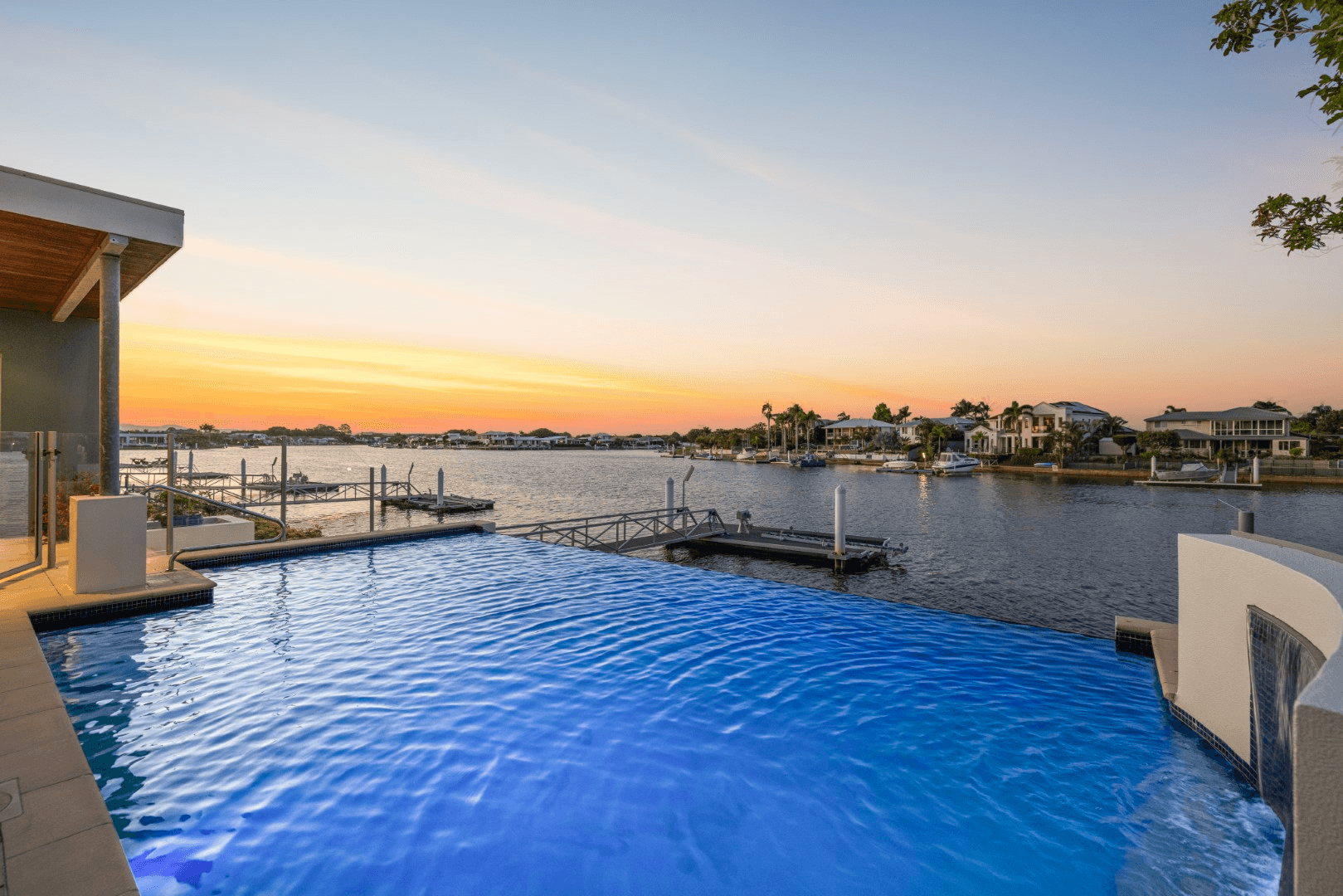 33 Pelican Waters Boulevard, PELICAN WATERS, QLD 4551