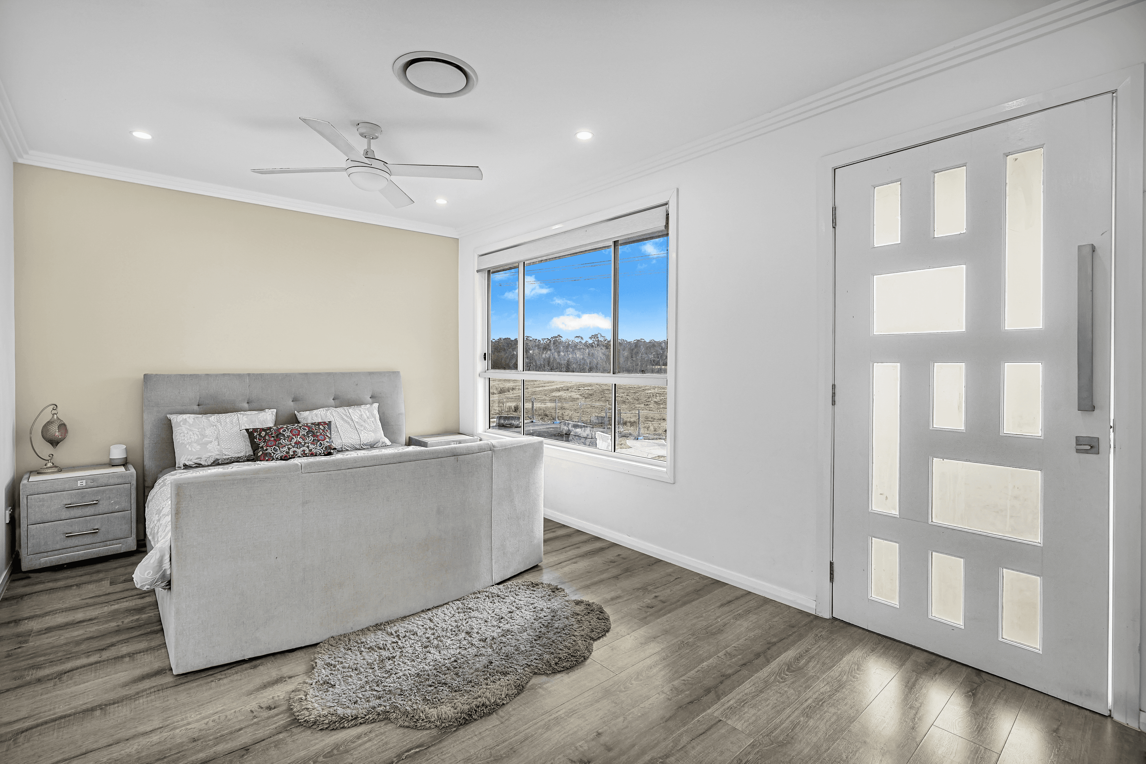 4 Commodore Street, JORDAN SPRINGS, NSW 2747