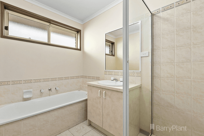 7 Penguin Close, Blind Bight, VIC 3980