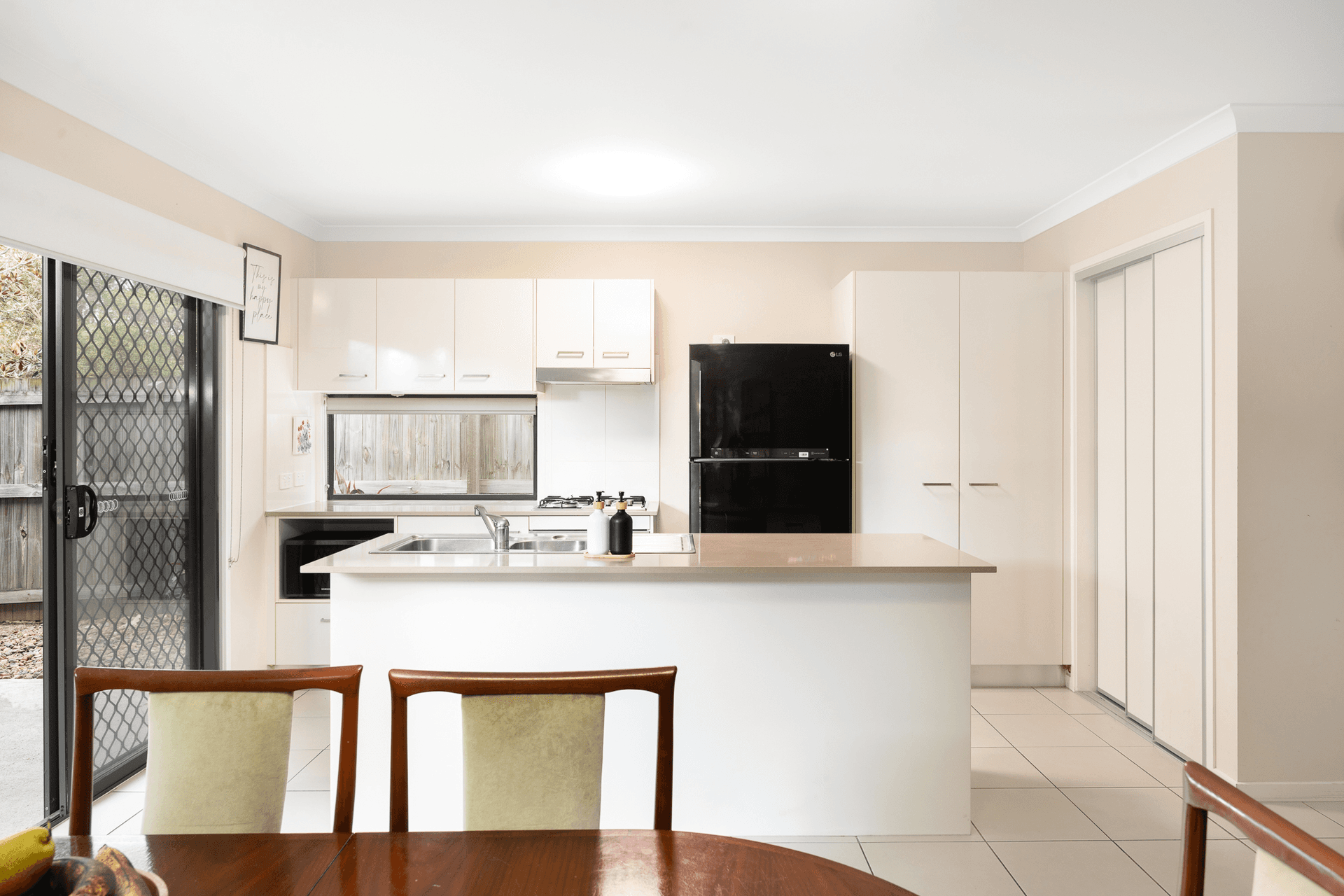 2/25 Bicentennial Road, Boondall, QLD 4034