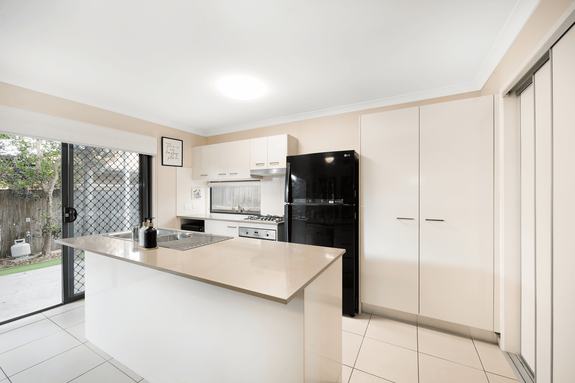 2/25 Bicentennial Road, Boondall, QLD 4034