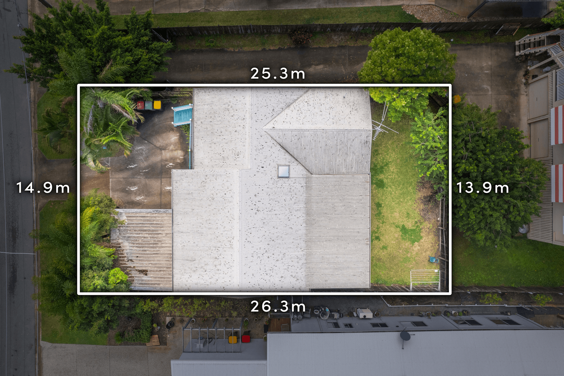 8 & 8A Palmtree Avenue, Scarborough, QLD 4020