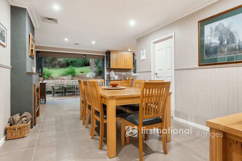 2 Elm Crescent, EMERALD, VIC 3782