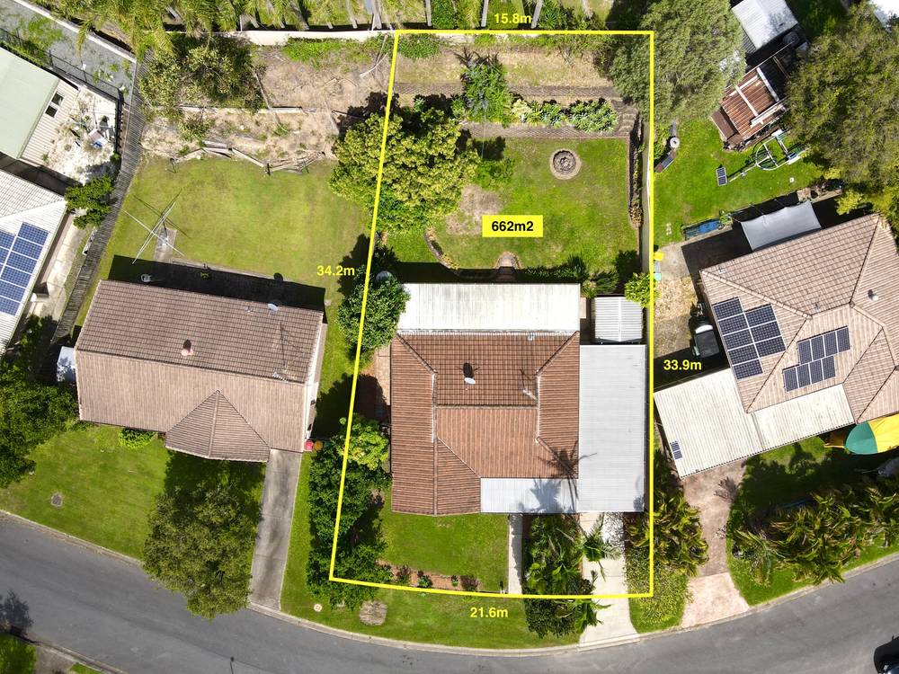 18 Saxon Court, NERANG, QLD 4211