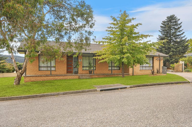 5 Enfield Avenue, LITHGOW, NSW 2790