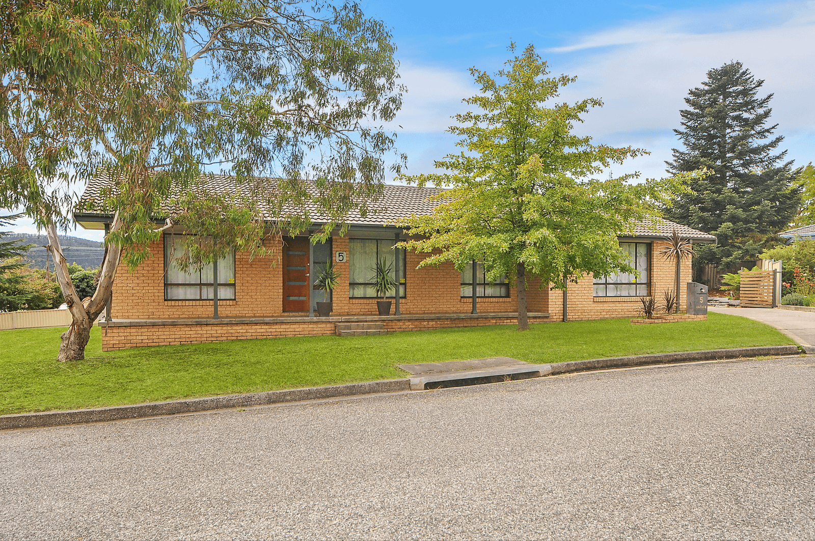 5 Enfield Avenue, LITHGOW, NSW 2790
