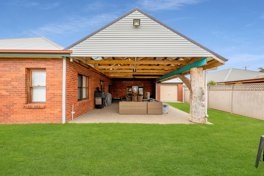 118 Woods Road, YARRAWONGA, VIC 3730