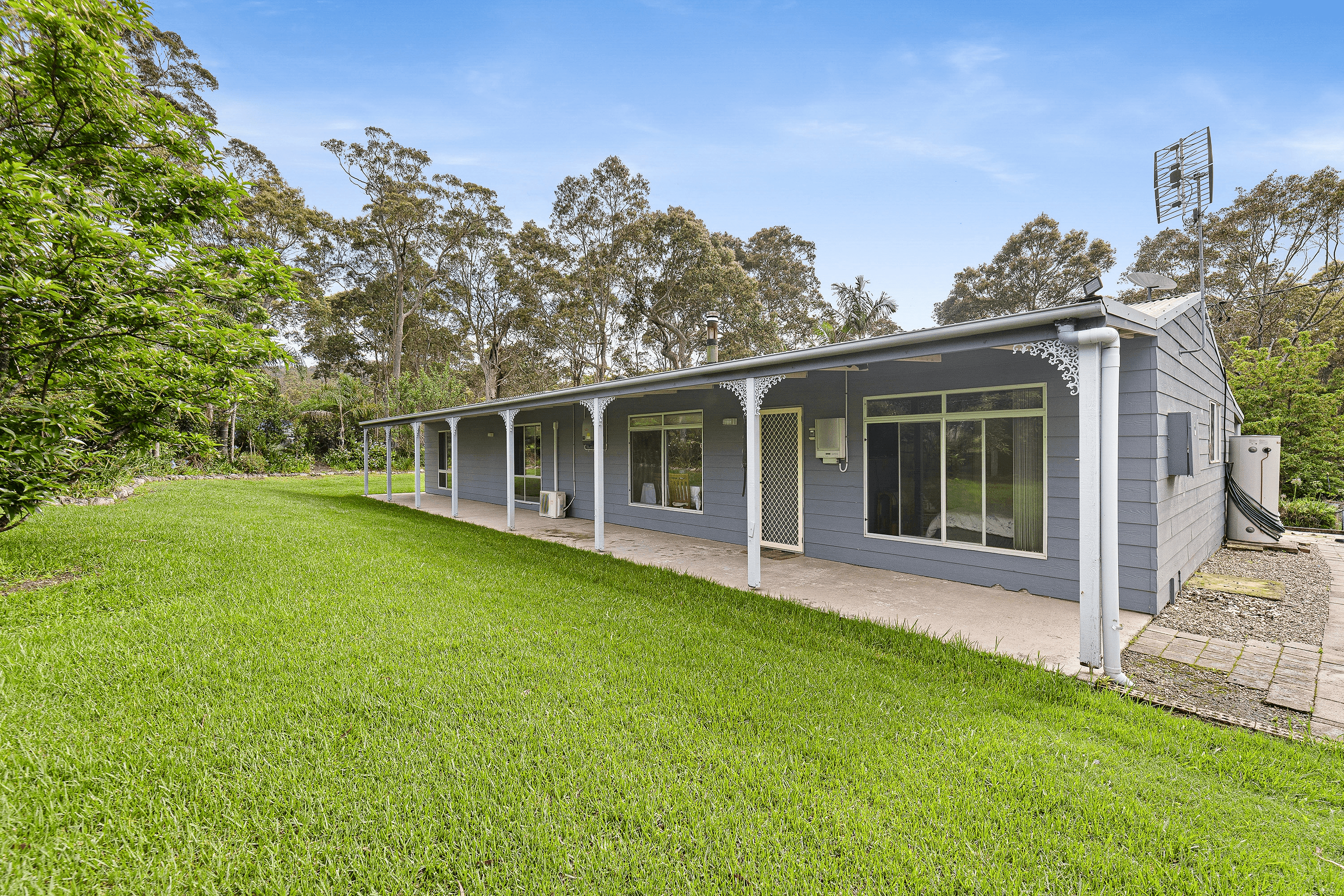 1 Janari Close, Moruya, NSW 2537