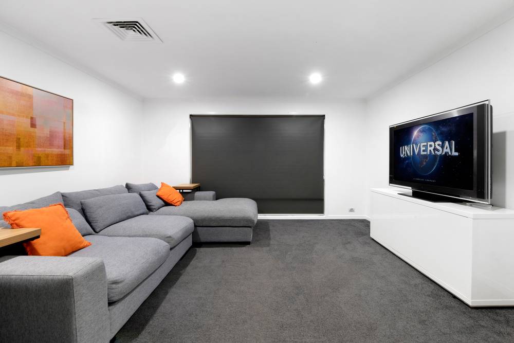 34 Village High Road, BENOWA WATERS, QLD 4217