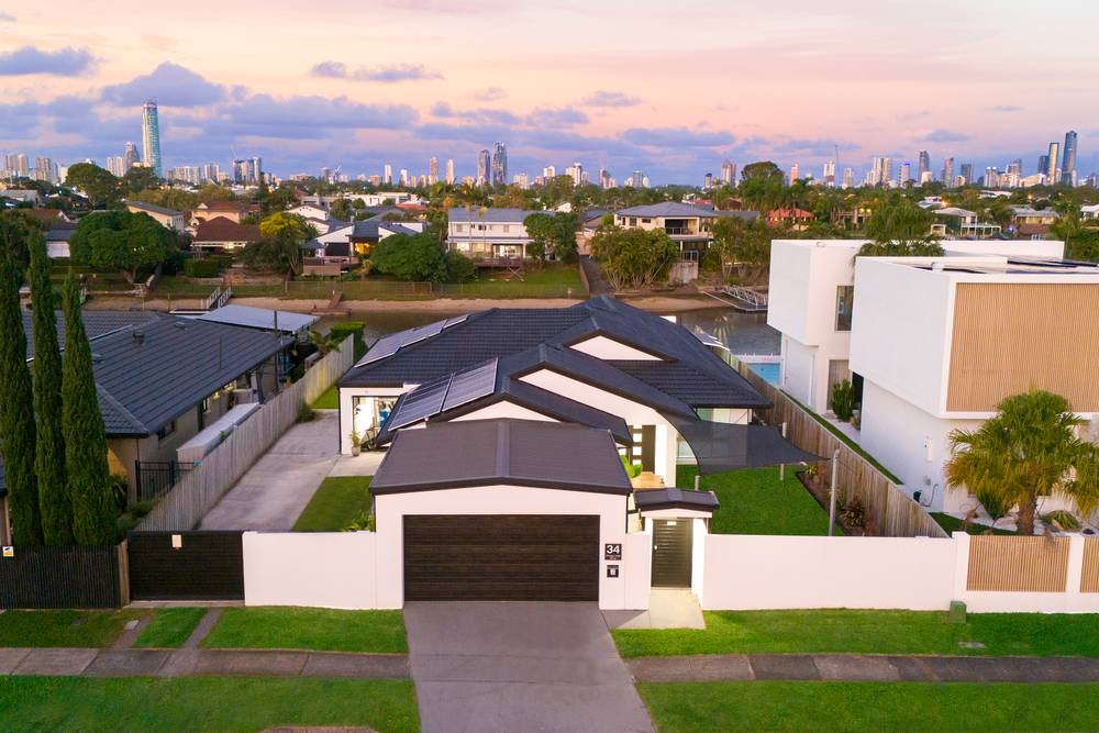 34 Village High Road, BENOWA WATERS, QLD 4217