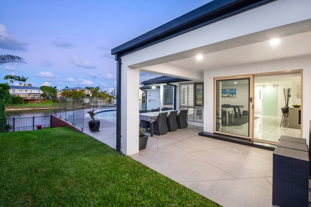 34 Village High Road, BENOWA WATERS, QLD 4217
