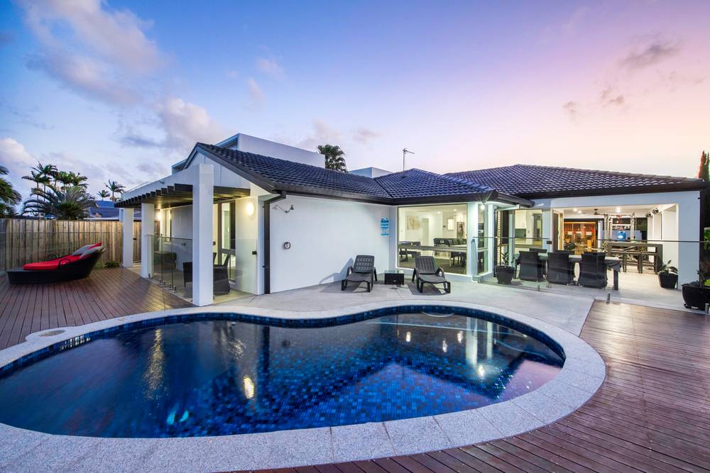 34 Village High Road, BENOWA WATERS, QLD 4217