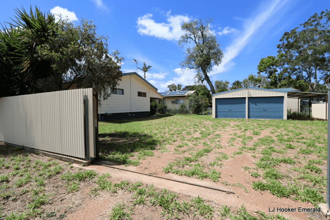 29 Centenary Drive, EMERALD, QLD 4720