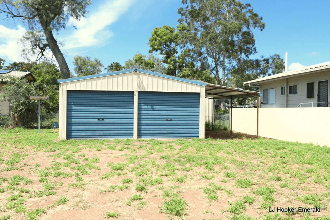 29 Centenary Drive, EMERALD, QLD 4720