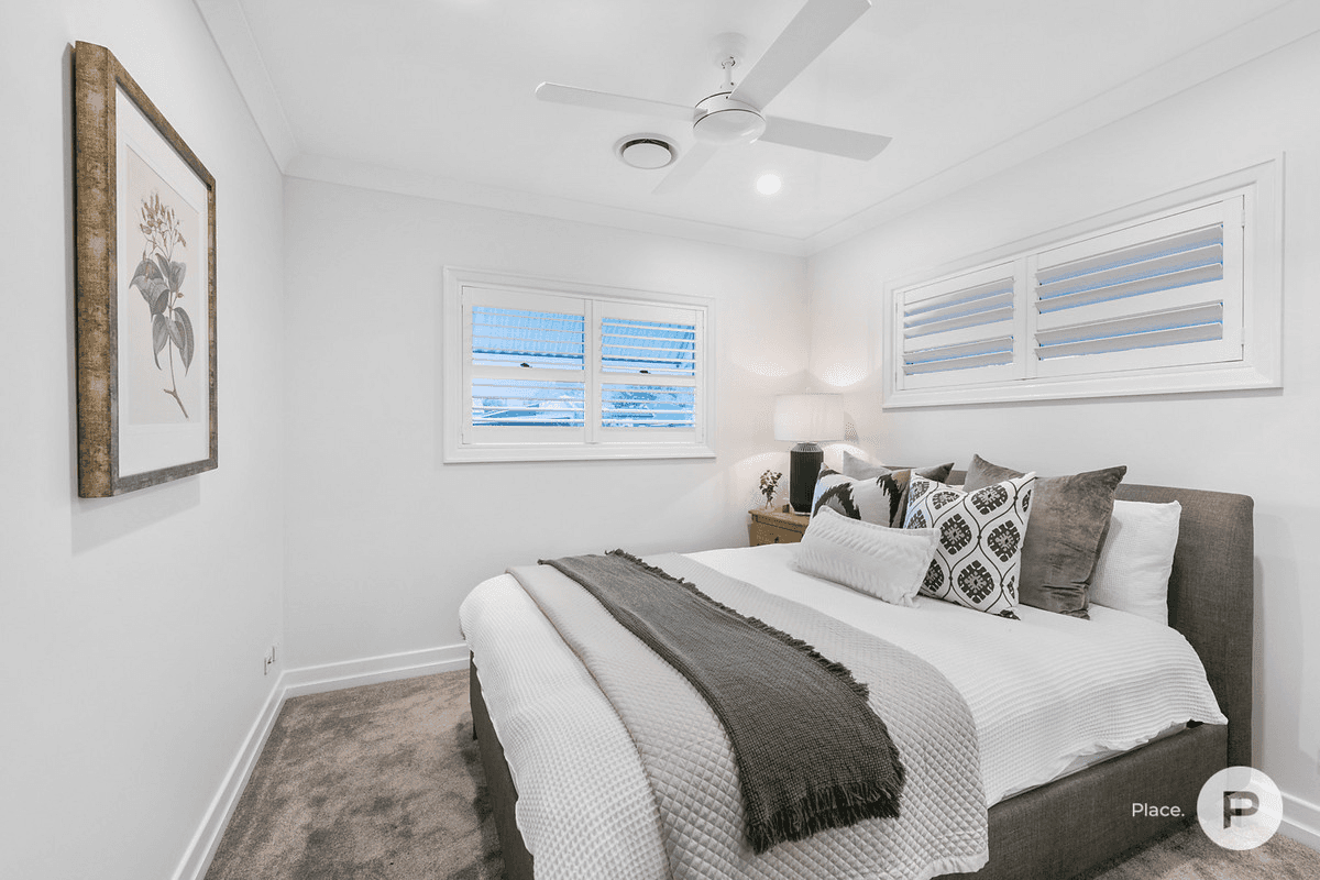 24 Stevens Street, Yeronga, QLD 4104