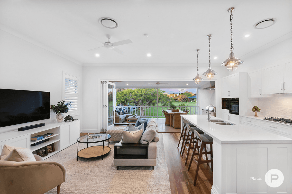 24 Stevens Street, Yeronga, QLD 4104