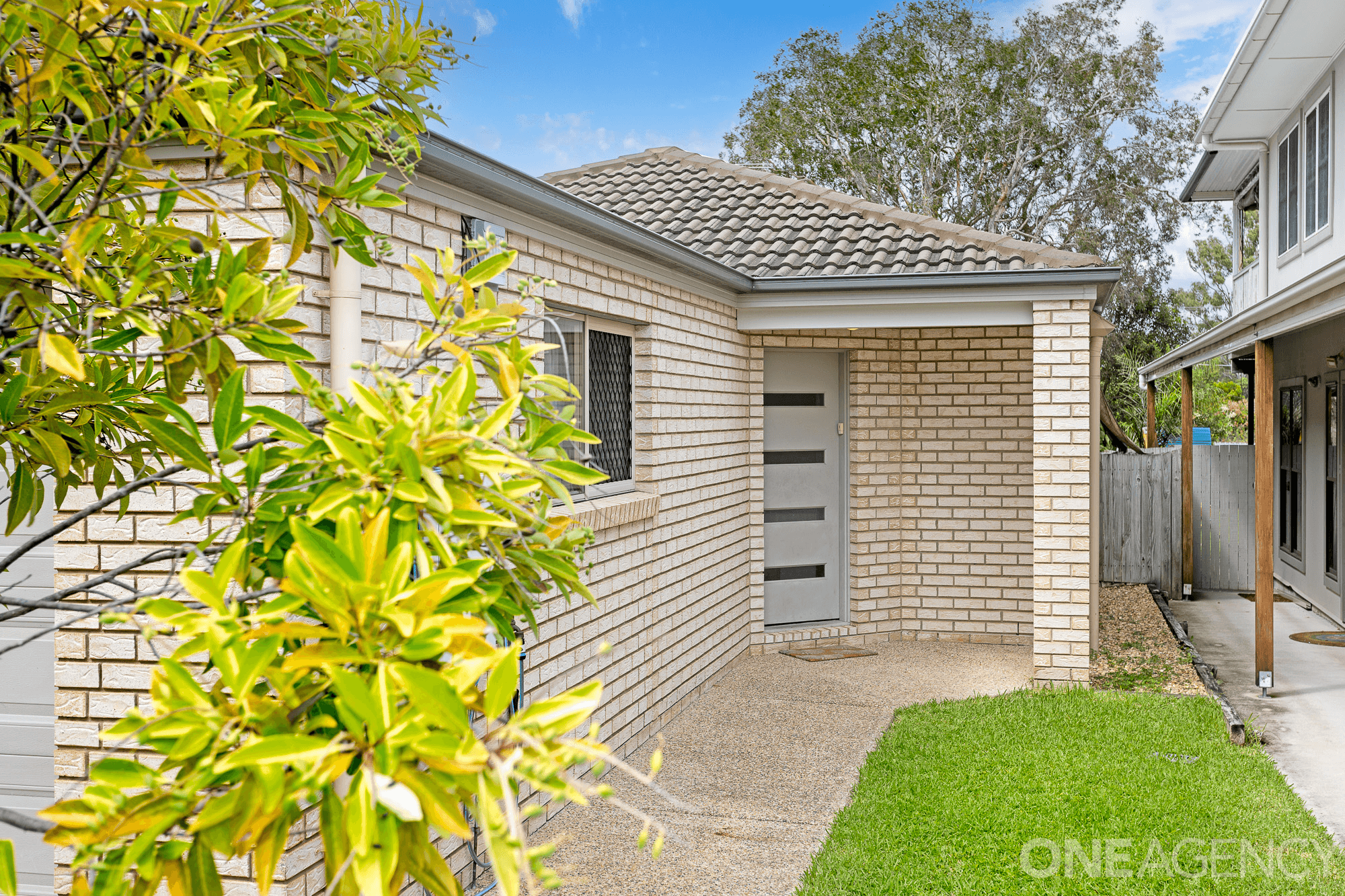 1 Brennan Road, Scarborough, QLD 4020