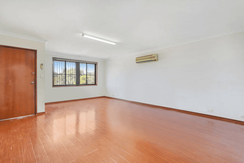 9 Wheatley Street, ST JOHNS PARK, NSW 2176