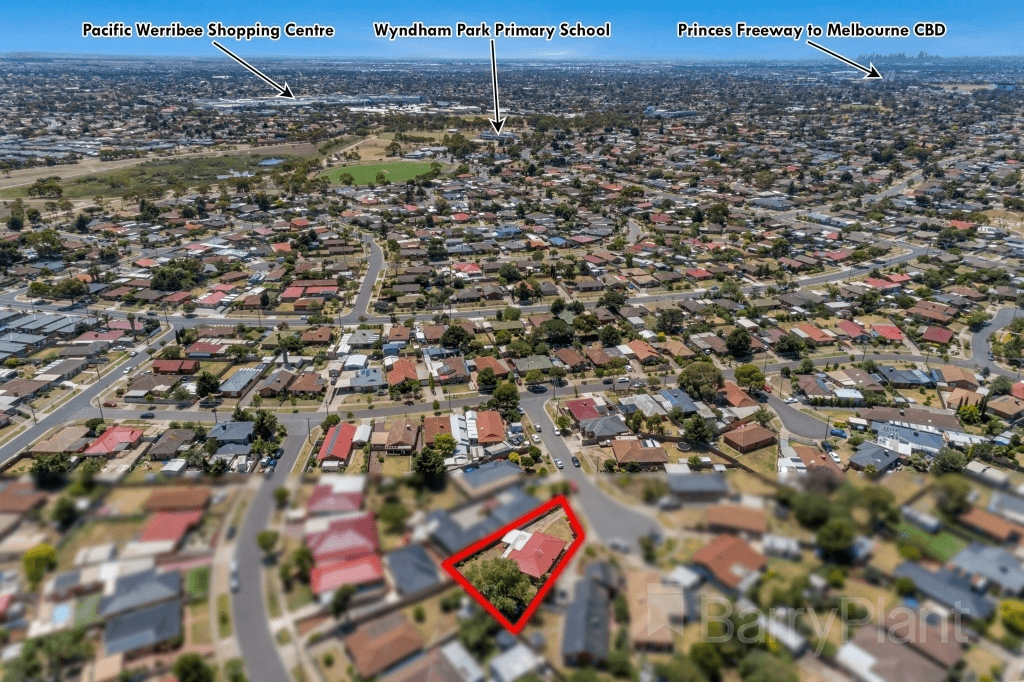 7 Petrel Court, Werribee, VIC 3030