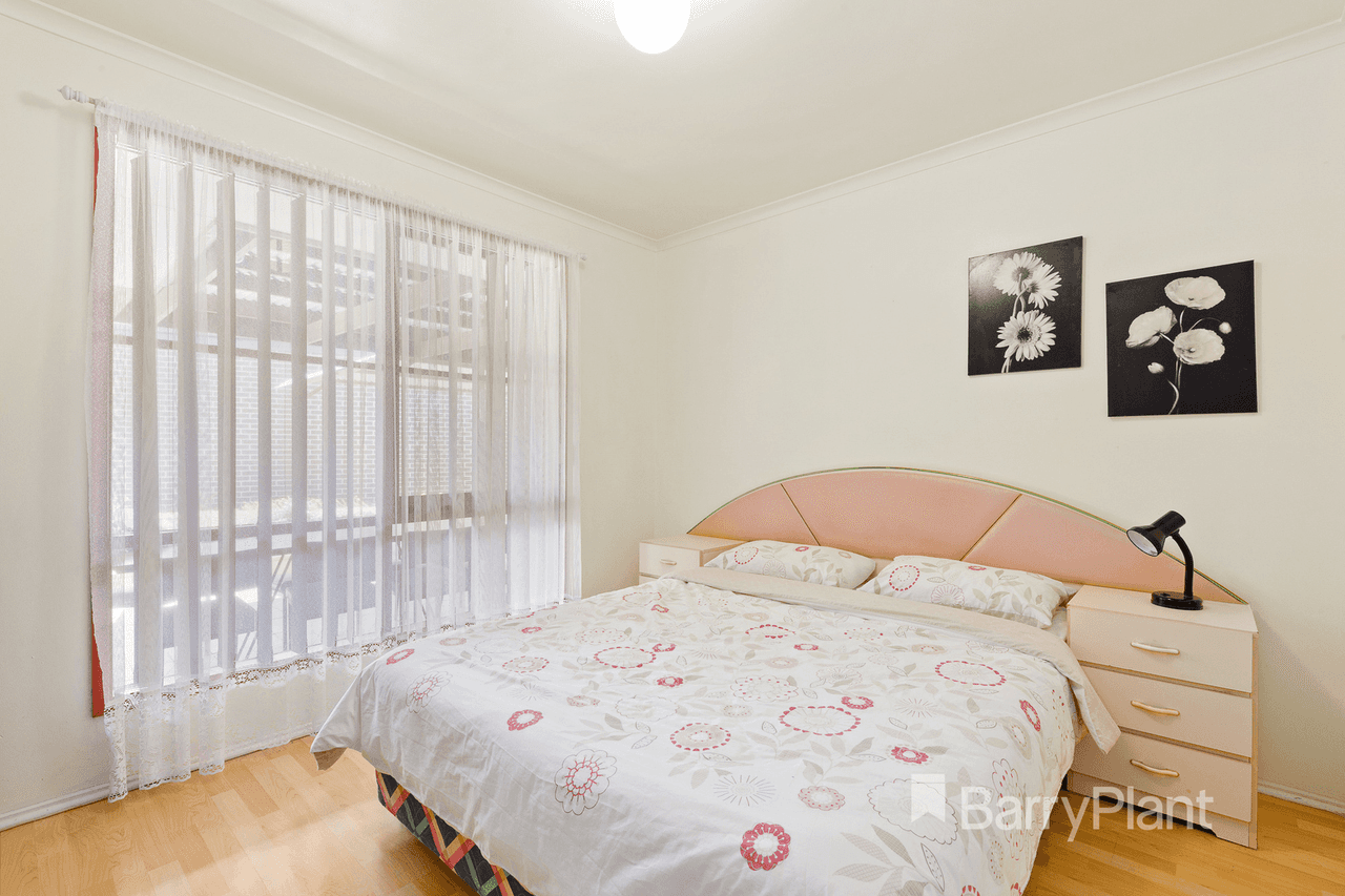 7 Petrel Court, Werribee, VIC 3030