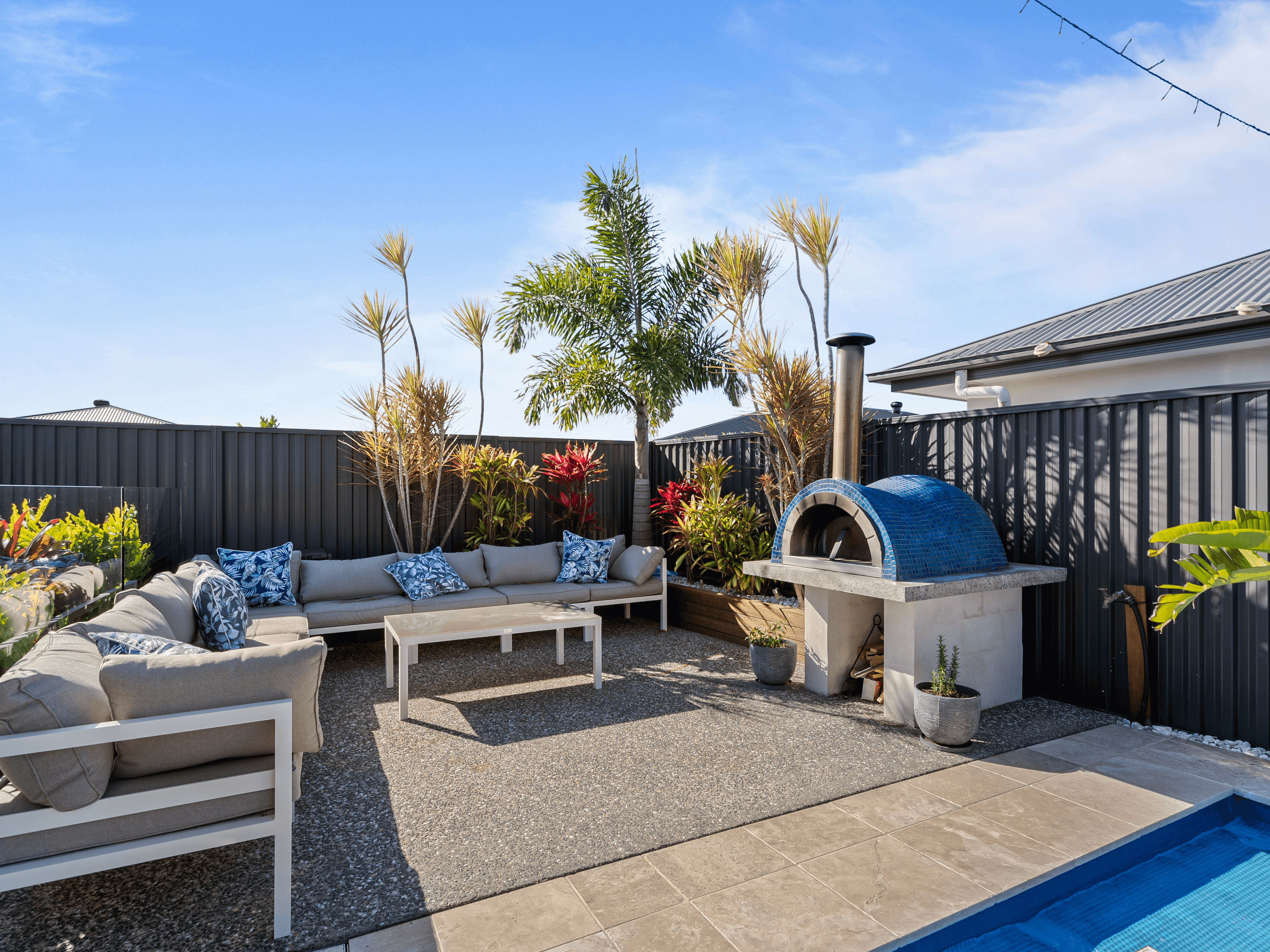 4 Morinda Street, BANKSIA BEACH, QLD 4507