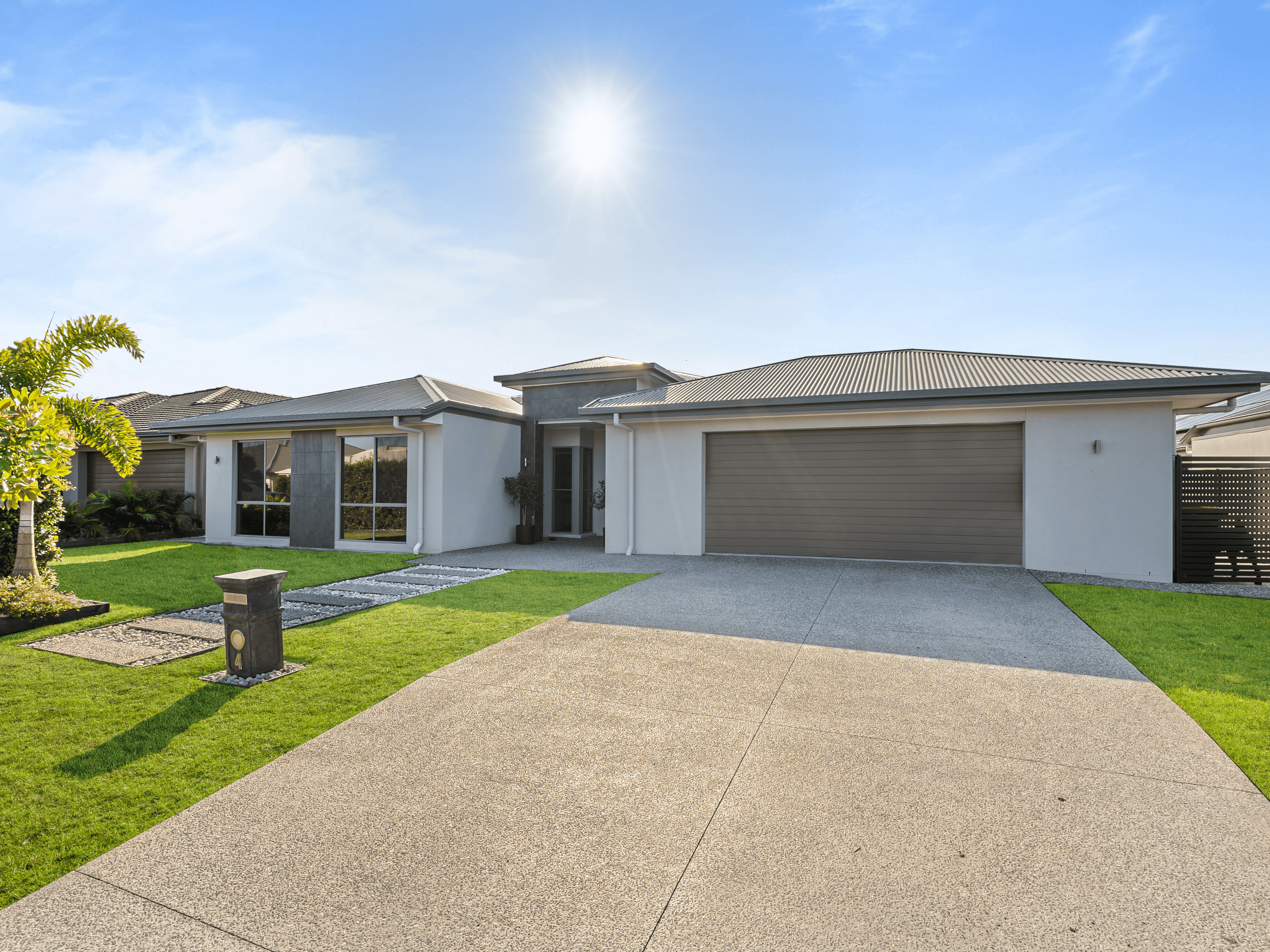 4 Morinda Street, BANKSIA BEACH, QLD 4507