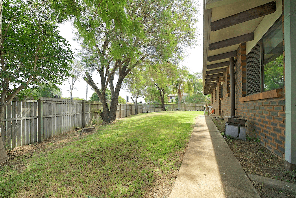 1 Marwood Street, BELMONT, QLD 4153