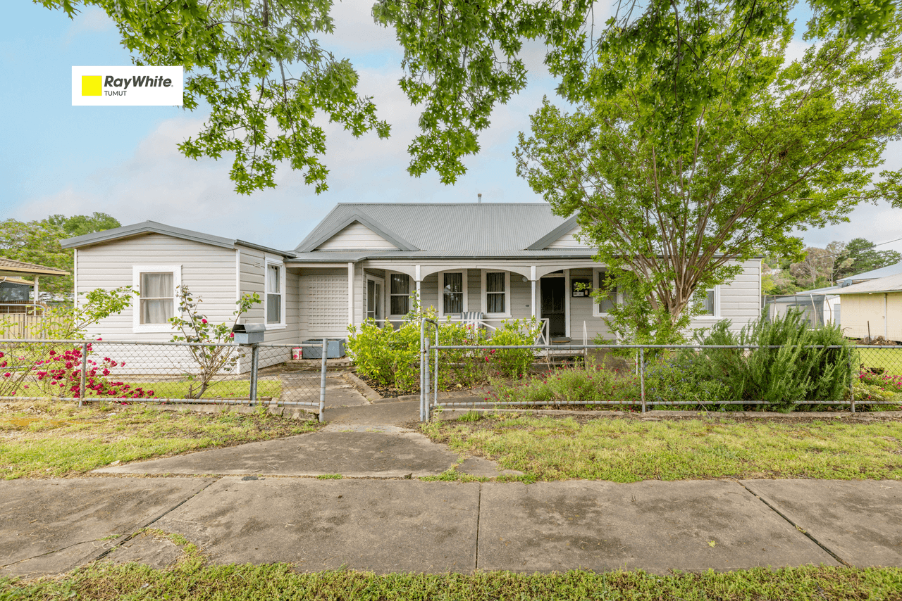 102 Tumut Street, ADELONG, NSW 2729