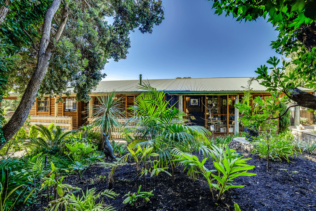 16 Gum Ave, VICTOR HARBOR, SA 5211