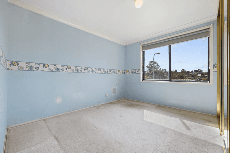 28 Octavia Avenue, ROSEMEADOW, NSW 2560