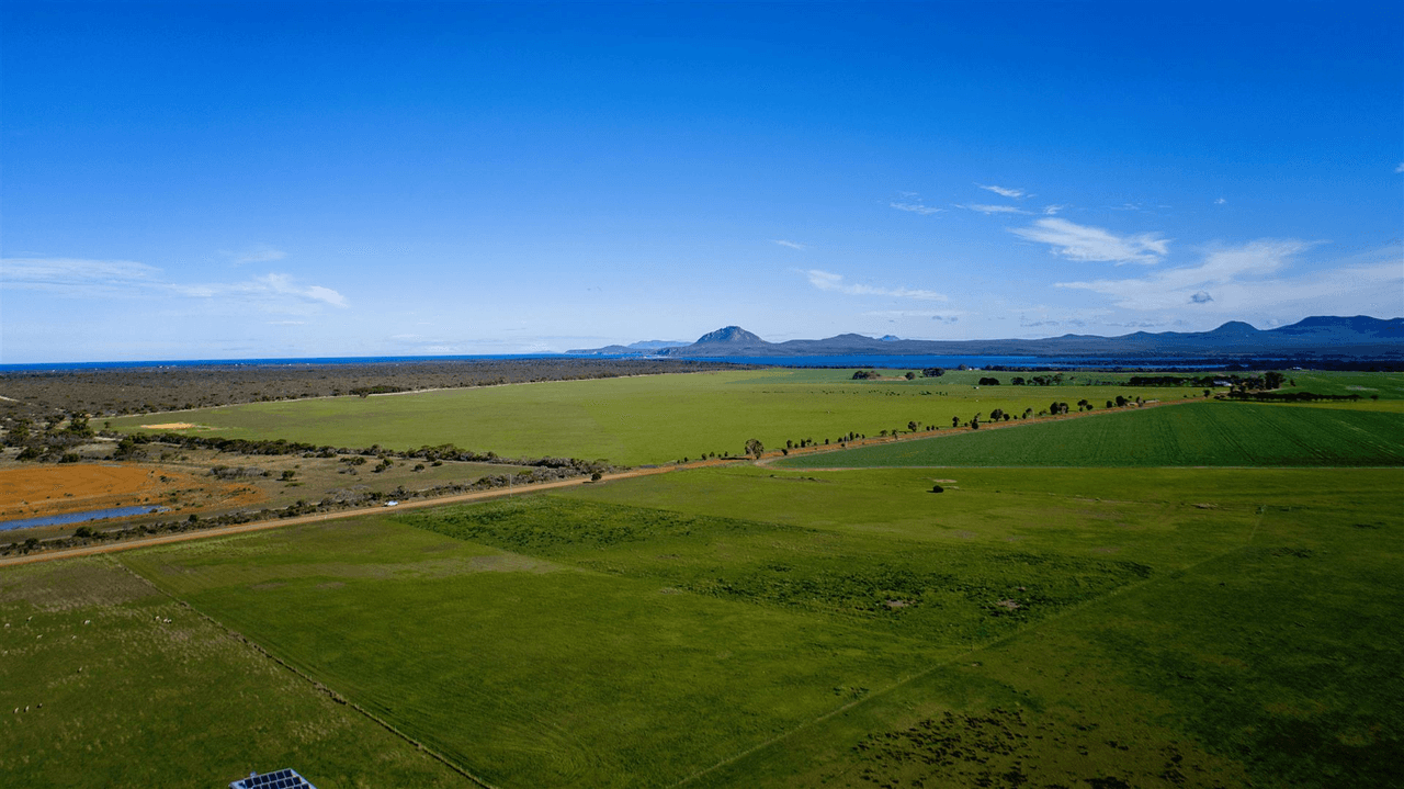 194 Steeredale Road, Hopetoun, WA 6348