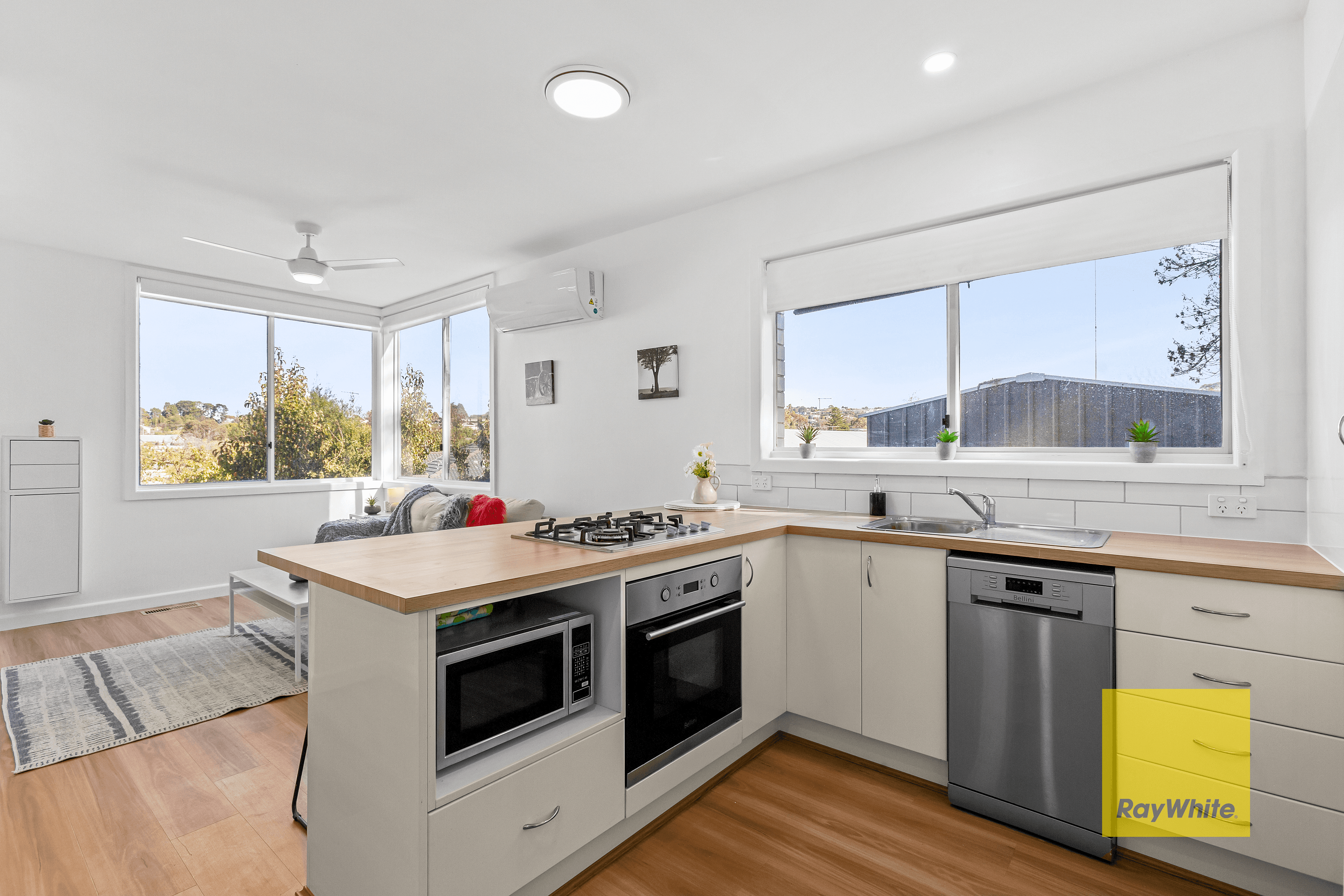 4/25 North Valley Road, HIGHTON, VIC 3216