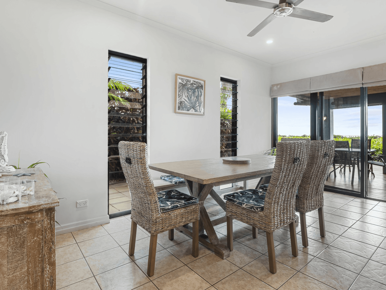 11/5-7 Arlington Esplanade, CLIFTON BEACH, QLD 4879